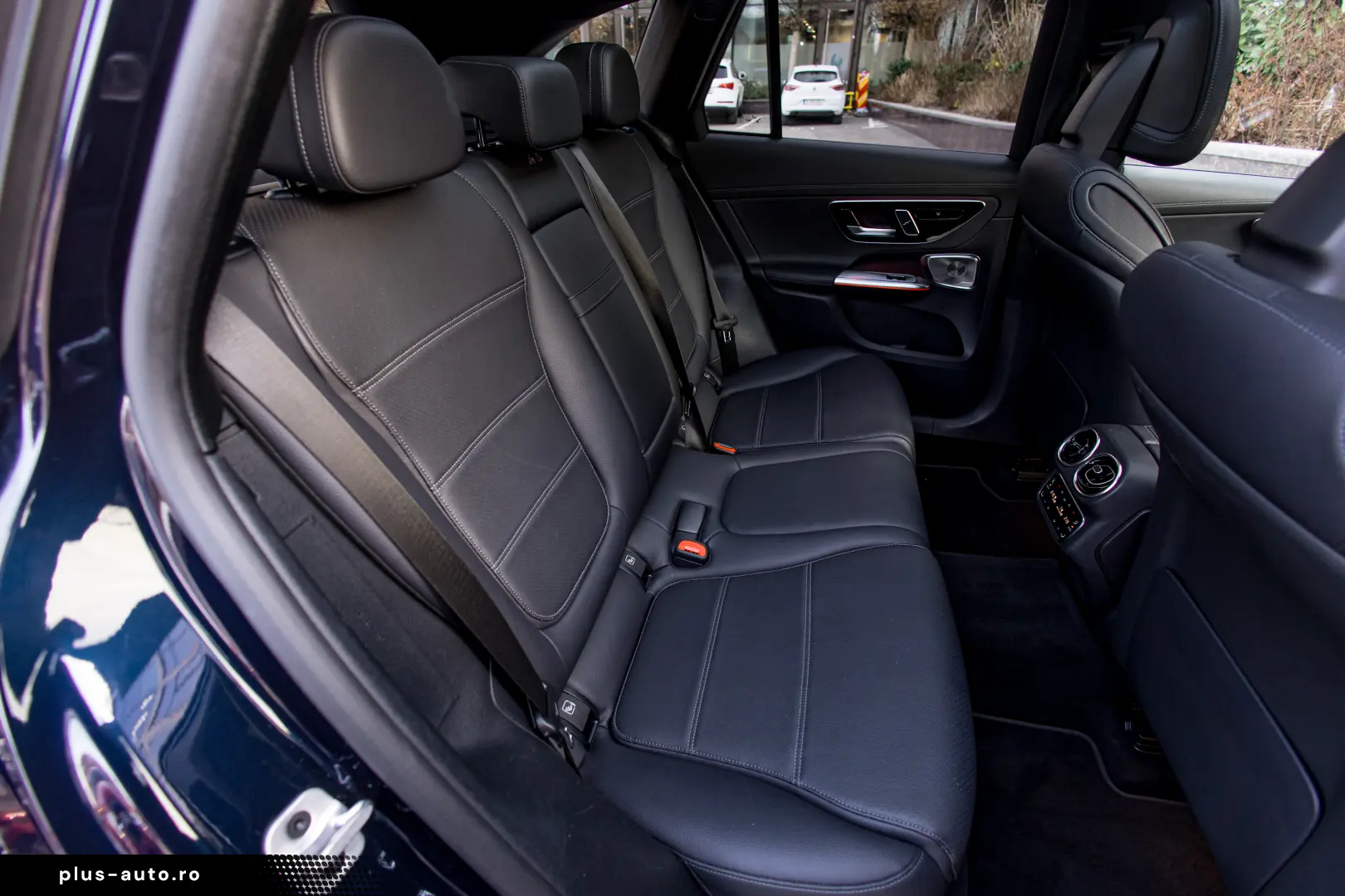 Mercedes Benz GLC 300d 4 Matic Burmaster Ventilatie