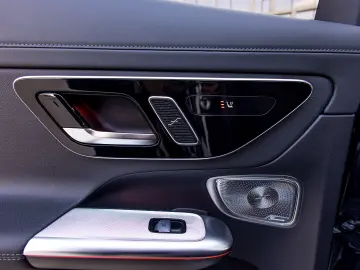 Mercedes Benz GLC 300d 4 Matic Burmaster Ventilatie