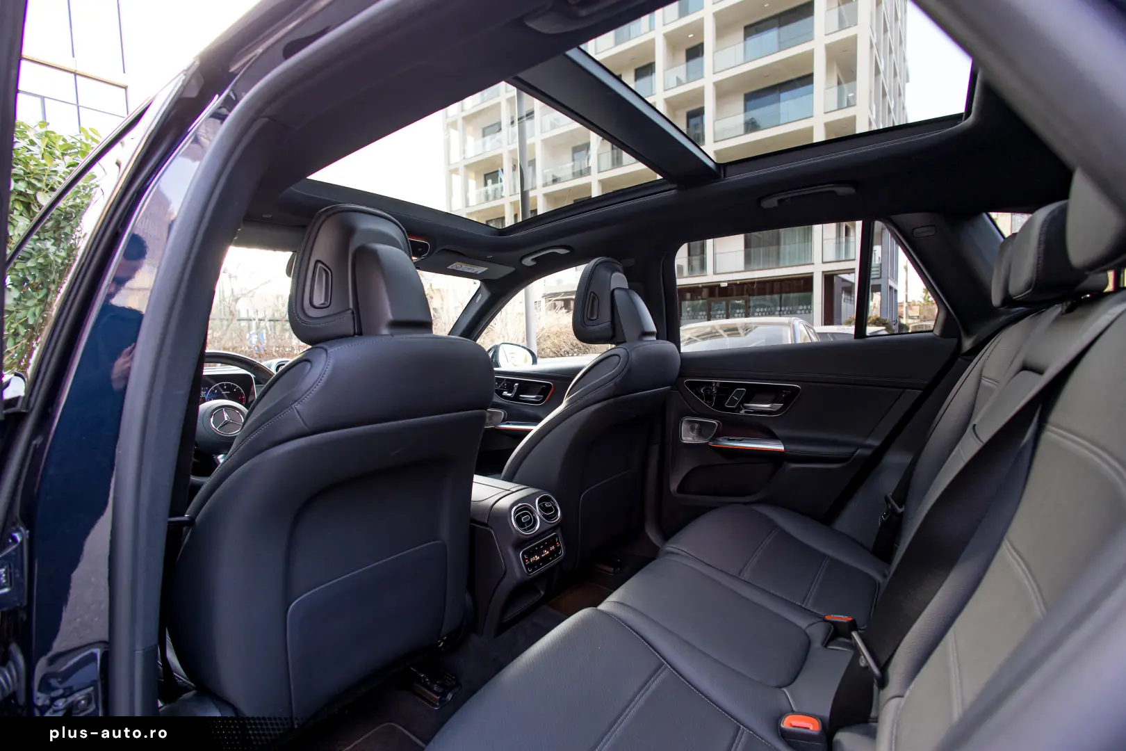 Mercedes Benz GLC 300d 4 Matic Burmaster Ventilatie