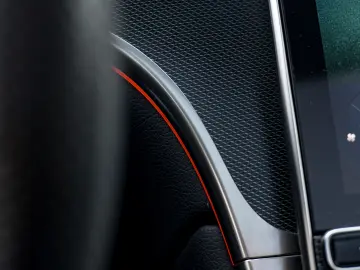 Mercedes Benz GLC 300d 4 Matic Burmaster Ventilatie