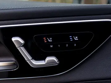 Mercedes Benz GLC 300d 4 Matic Burmaster Ventilatie