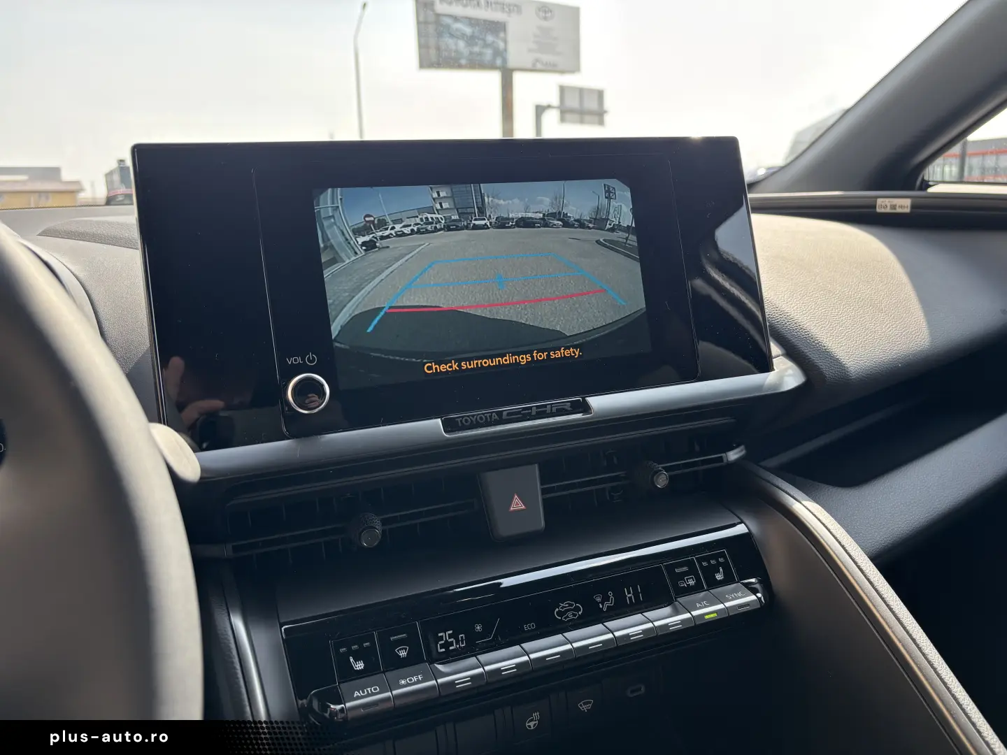 TOYOTA C-HR DYNAMIC 2.0 FWD HEV