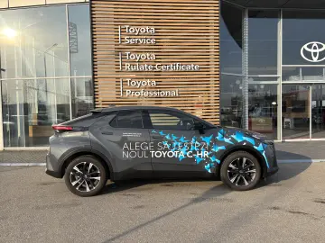 TOYOTA C-HR DYNAMIC 2.0 FWD HEV