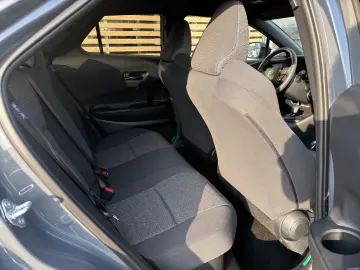 TOYOTA C-HR DYNAMIC 2.0 FWD HEV