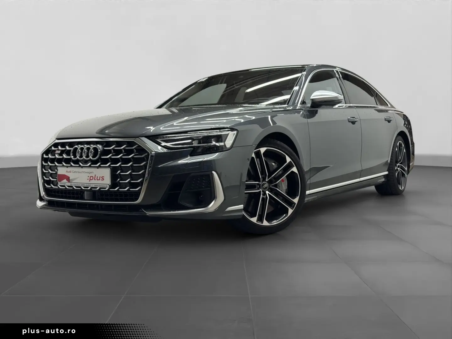 AUDI S8 LM21 PANO STANDH