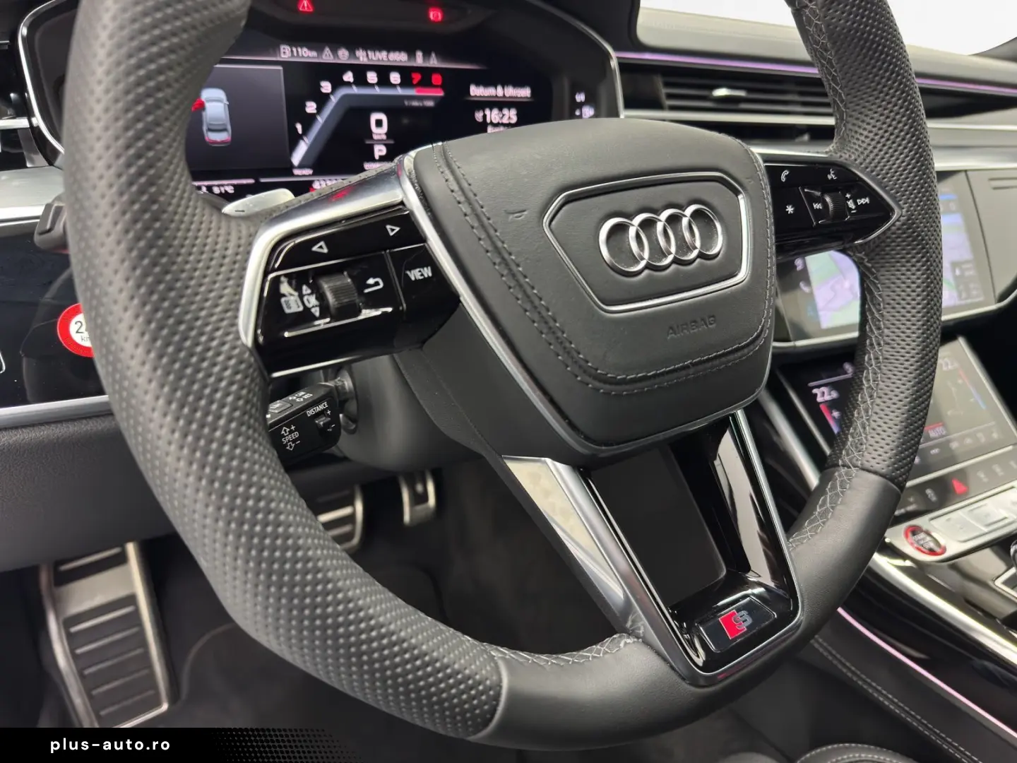 AUDI S8 LM21 PANO STANDH