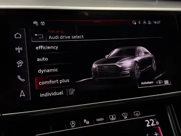 AUDI S8 LM21 PANO STANDH