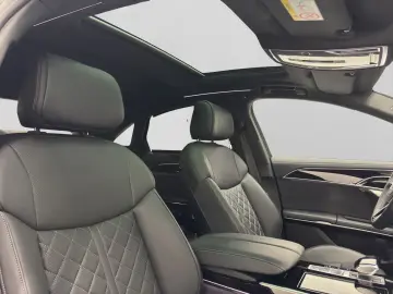 AUDI S8 LM21 PANO STANDH