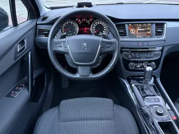 508 sw AUTOMAT panoramic  HUD  navigatie  LED xenon  RAR