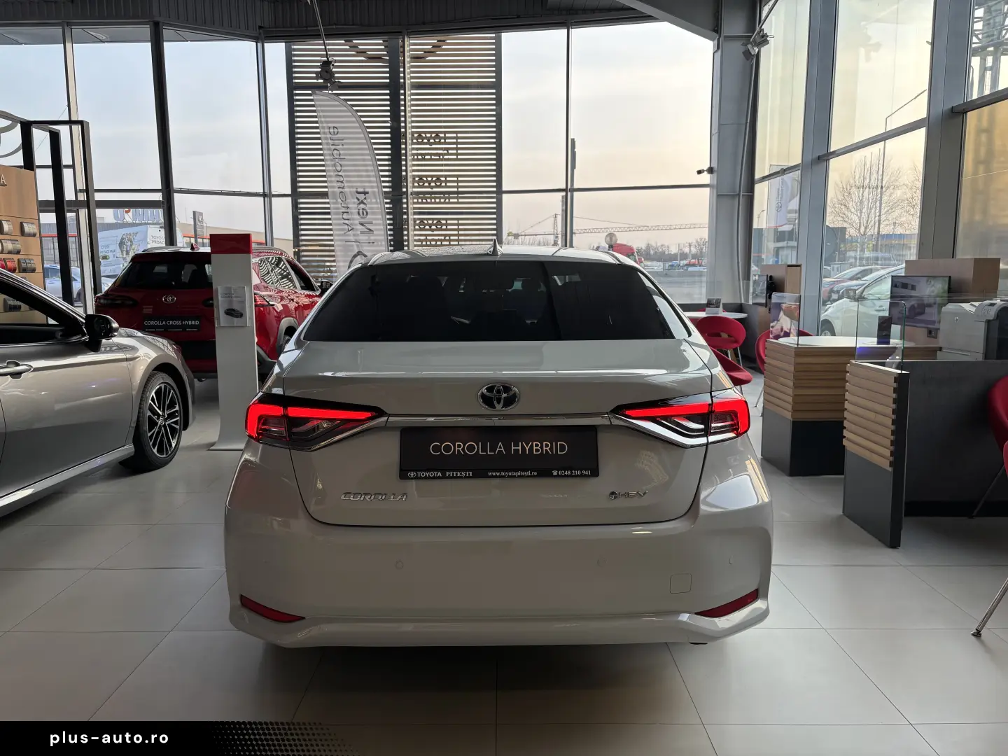 TOYOTA COROLLA SEDAN 1.8 HEV