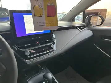 TOYOTA COROLLA SEDAN 1.8 HEV