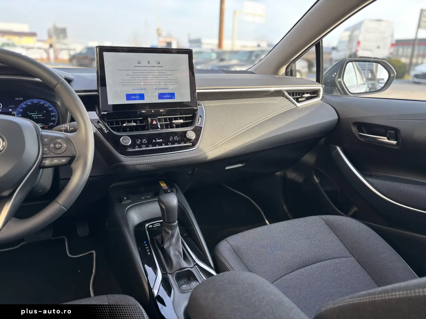 TOYOTA COROLLA SEDAN DYNAMIC 1.8 HEV