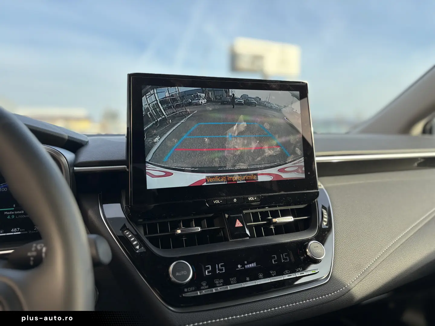 TOYOTA COROLLA SEDAN DYNAMIC 1.8 HEV