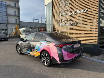 TOYOTA COROLLA SEDAN DYNAMIC 1.8 HEV