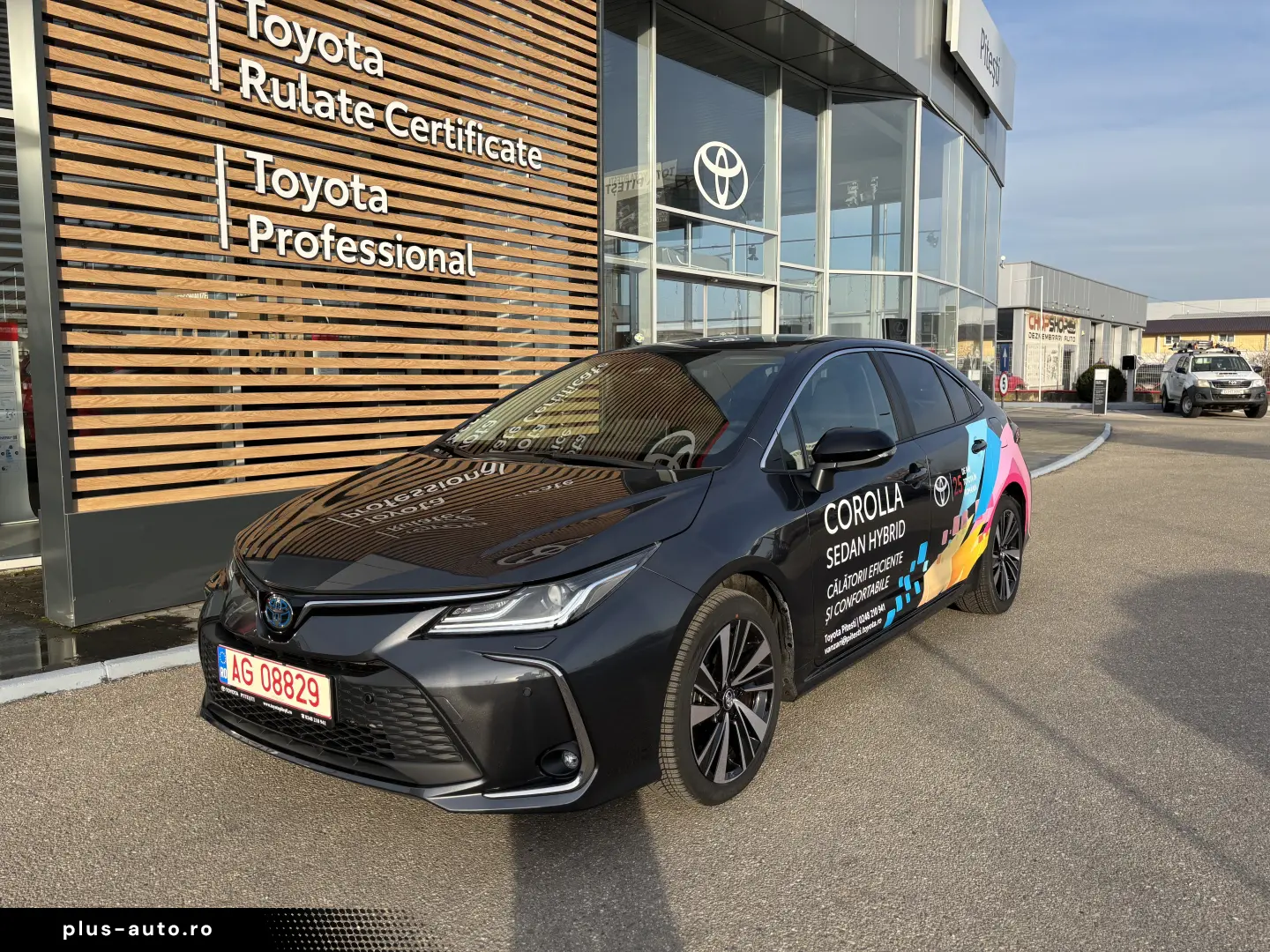 TOYOTA COROLLA SEDAN DYNAMIC 1.8 HEV