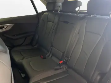 AUDI Q8 50 TDI qu. S line LED LM 23  Navi PDC vo hi T