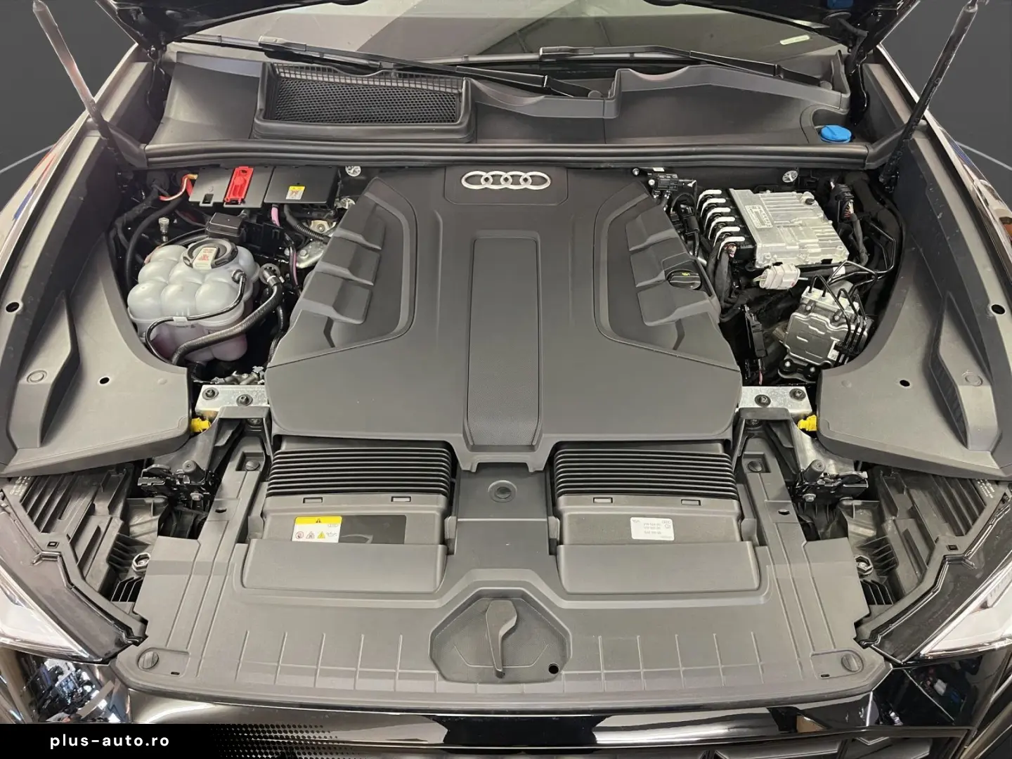 AUDI Q8 50 TDI qu. S line LED LM 23  Navi PDC vo hi T