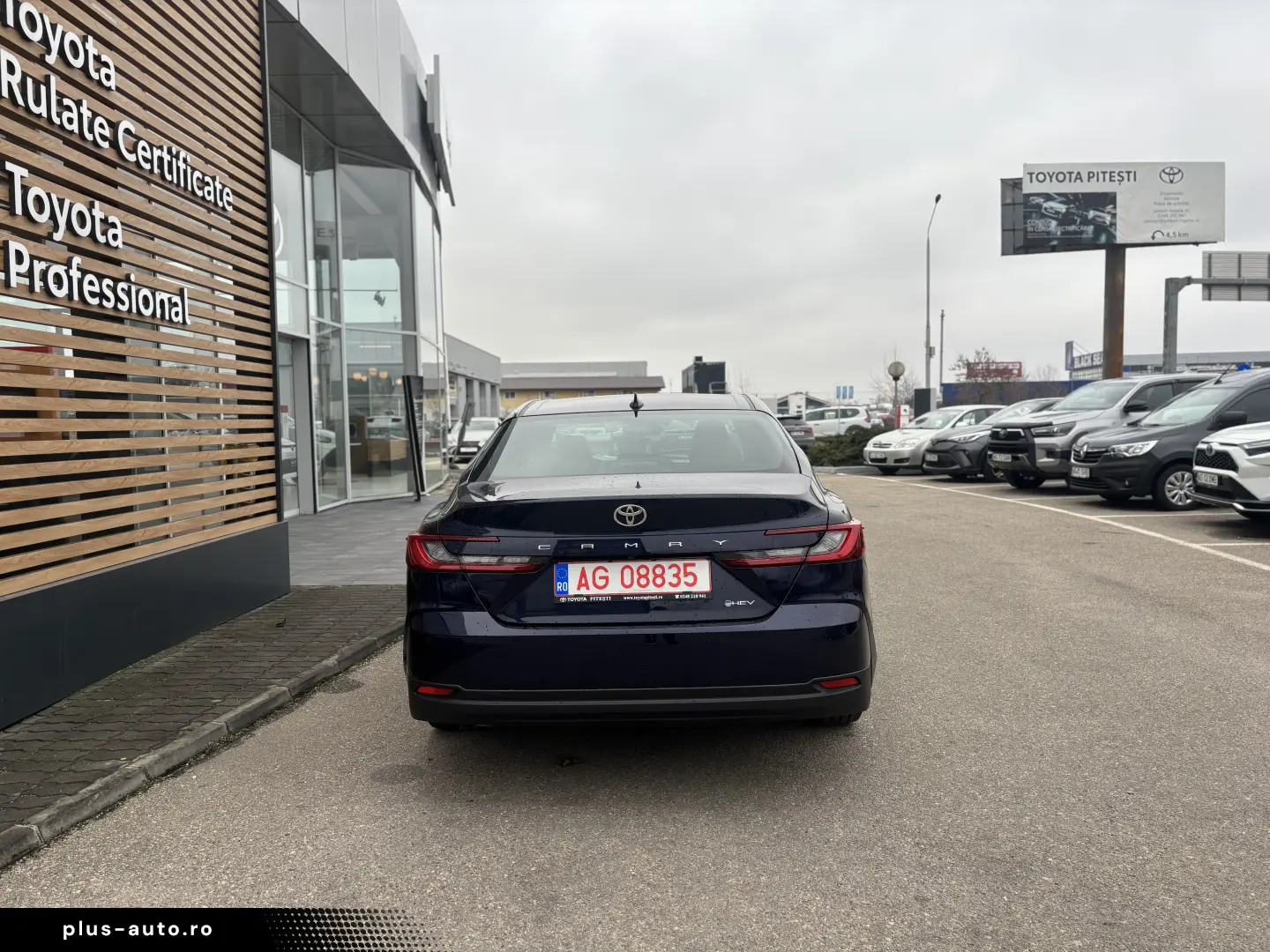 TOYOTA CAMRY 2.5 HEV EXECUTIVE