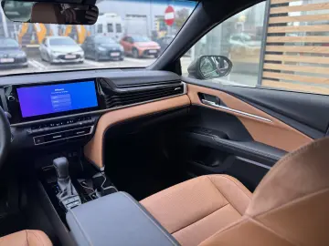 TOYOTA CAMRY 2.5 HEV EXECUTIVE