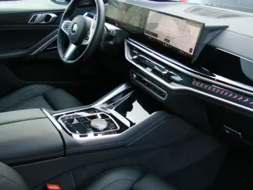 BMW X6 30d xDrive M Sport Pro SHZ Pano HUD H&K AHK S