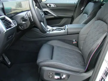 BMW X6 30d xDrive M Sport Pro SHZ Pano HUD H&K AHK S