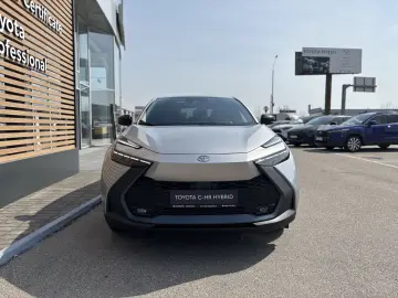 TOYOTA C-HR 2.0 HEV DYNAMIC