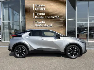 TOYOTA C-HR 2.0 HEV DYNAMIC