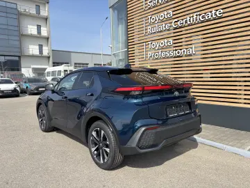 TOYOTA C-HR 1.8 HEV DYNAMIC
