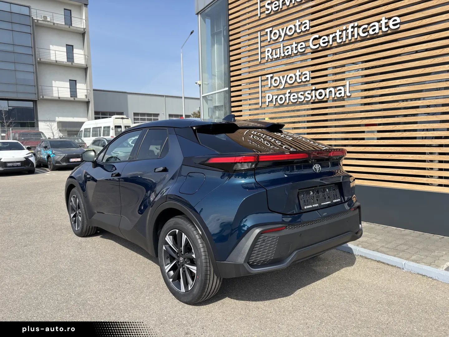 TOYOTA C-HR 1.8 HEV DYNAMIC