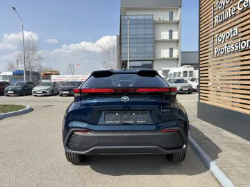 TOYOTA C-HR 1.8 HEV DYNAMIC