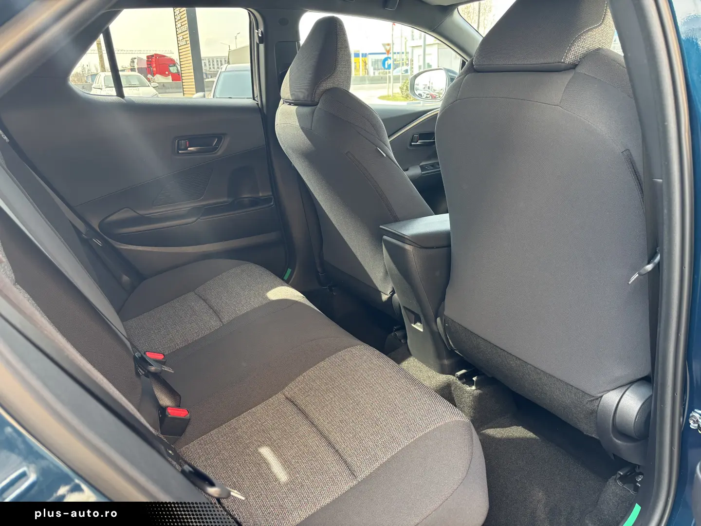 TOYOTA C-HR 1.8 HEV DYNAMIC