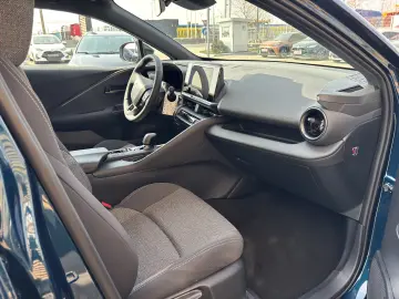 TOYOTA C-HR 1.8 HEV DYNAMIC