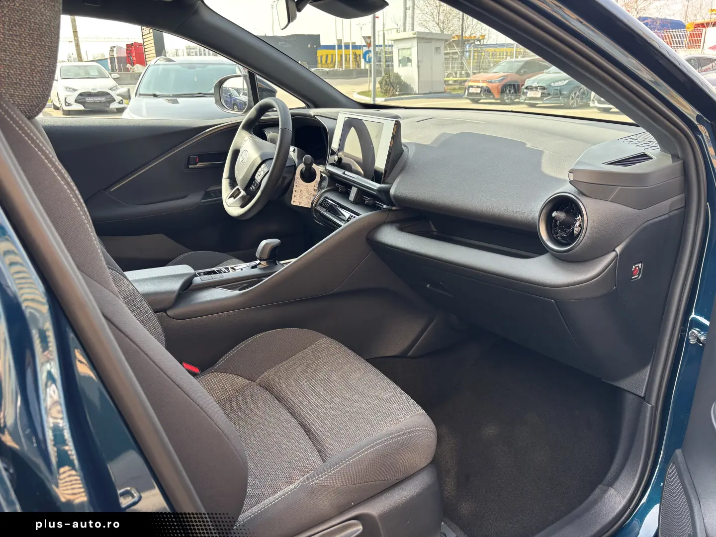 TOYOTA C-HR 1.8 HEV DYNAMIC