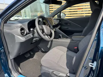 TOYOTA C-HR 1.8 HEV DYNAMIC