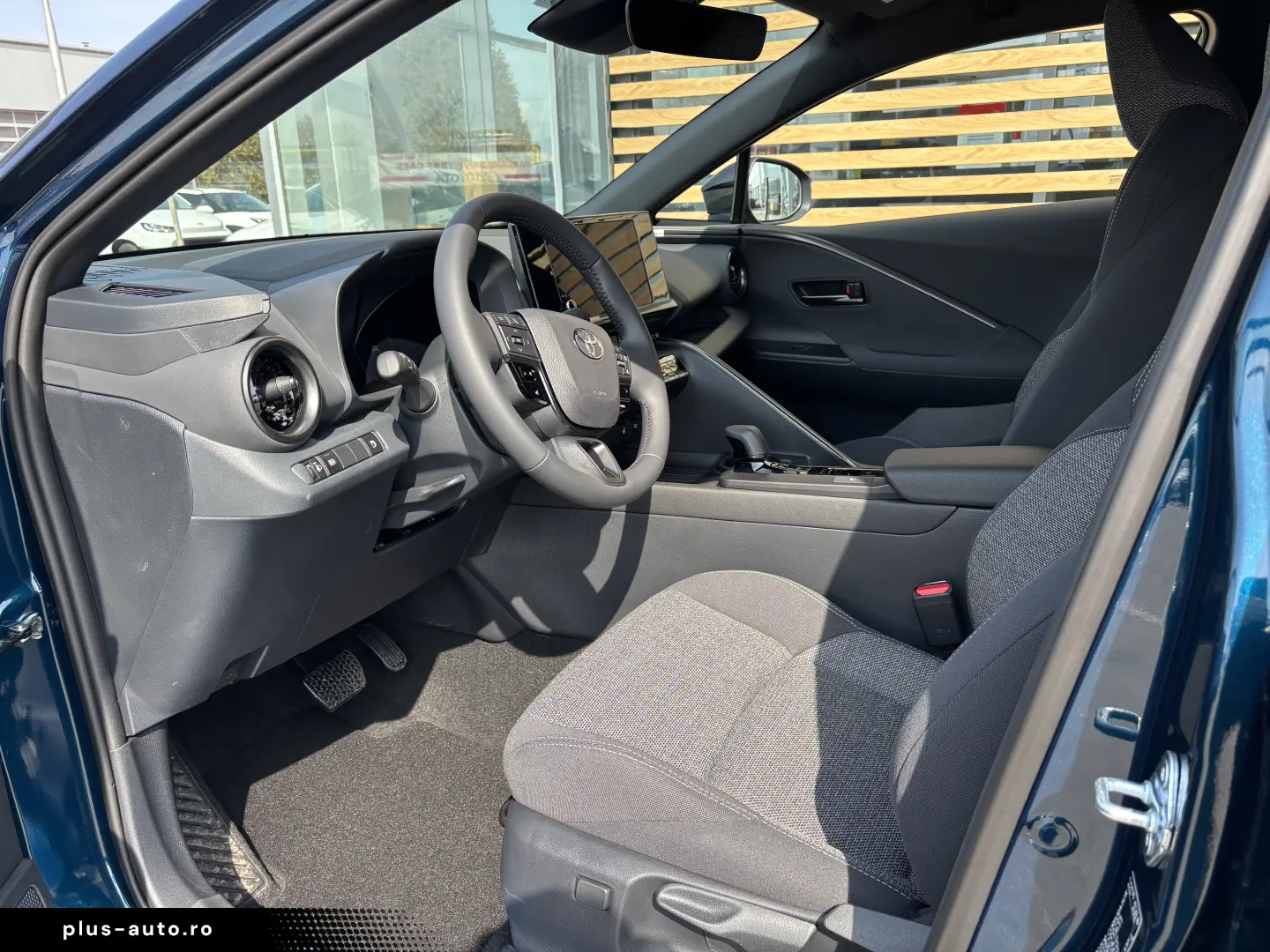 TOYOTA C-HR 1.8 HEV DYNAMIC