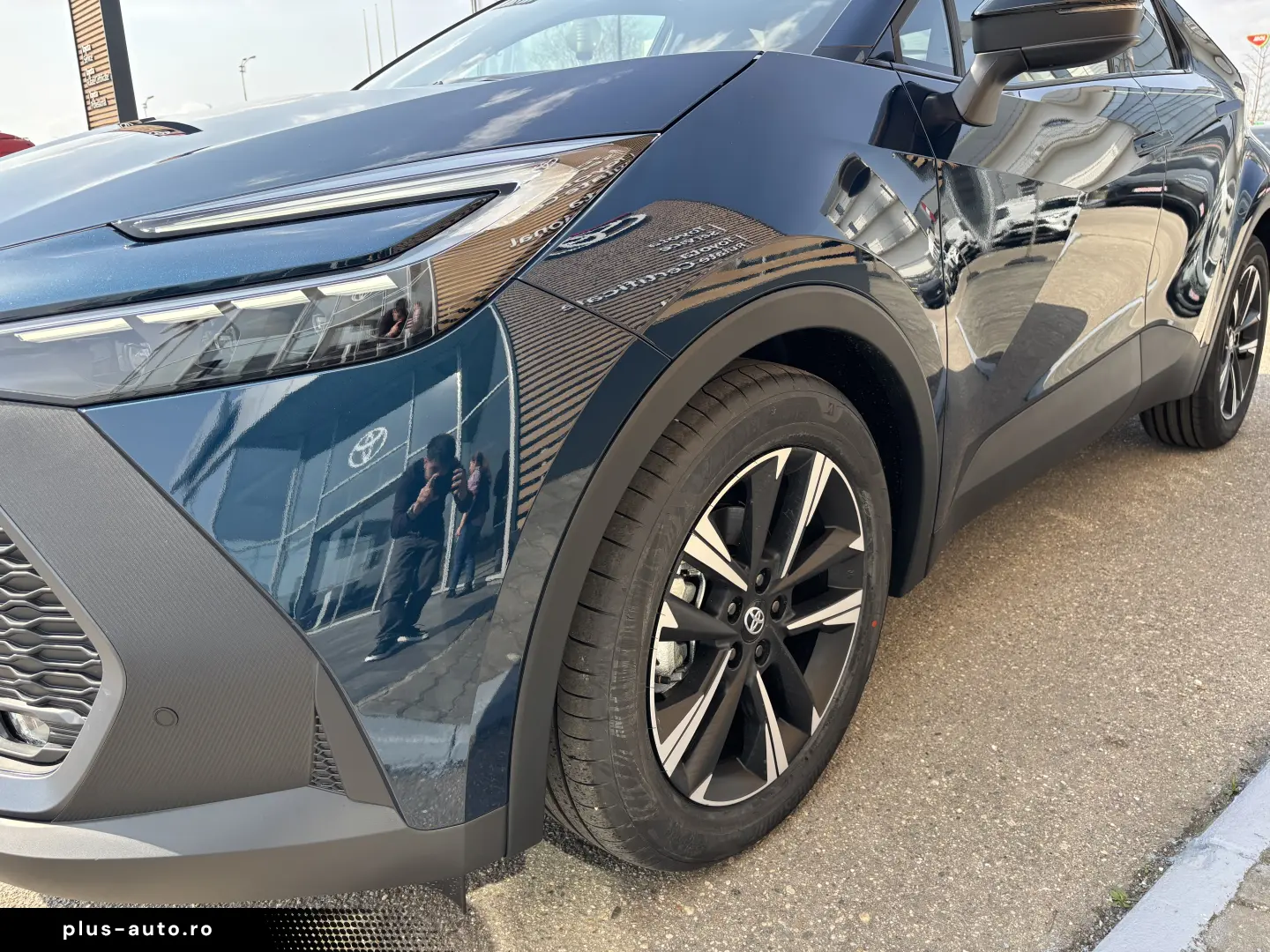 TOYOTA C-HR 1.8 HEV DYNAMIC