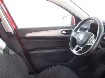 RENAULT ARKANA 1.6 E-Tech 145CP techno