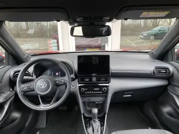 TOYOTA Yaris Cross 1.5 Hybrid 115 First Edition Nieuwpr