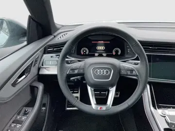 Audi Q8 50 TDI quattro S-LINE AHK B&O HUD PANO