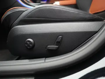 Mercedes-Benz C 220 d 9G-Tronic AMG Leder Distronic