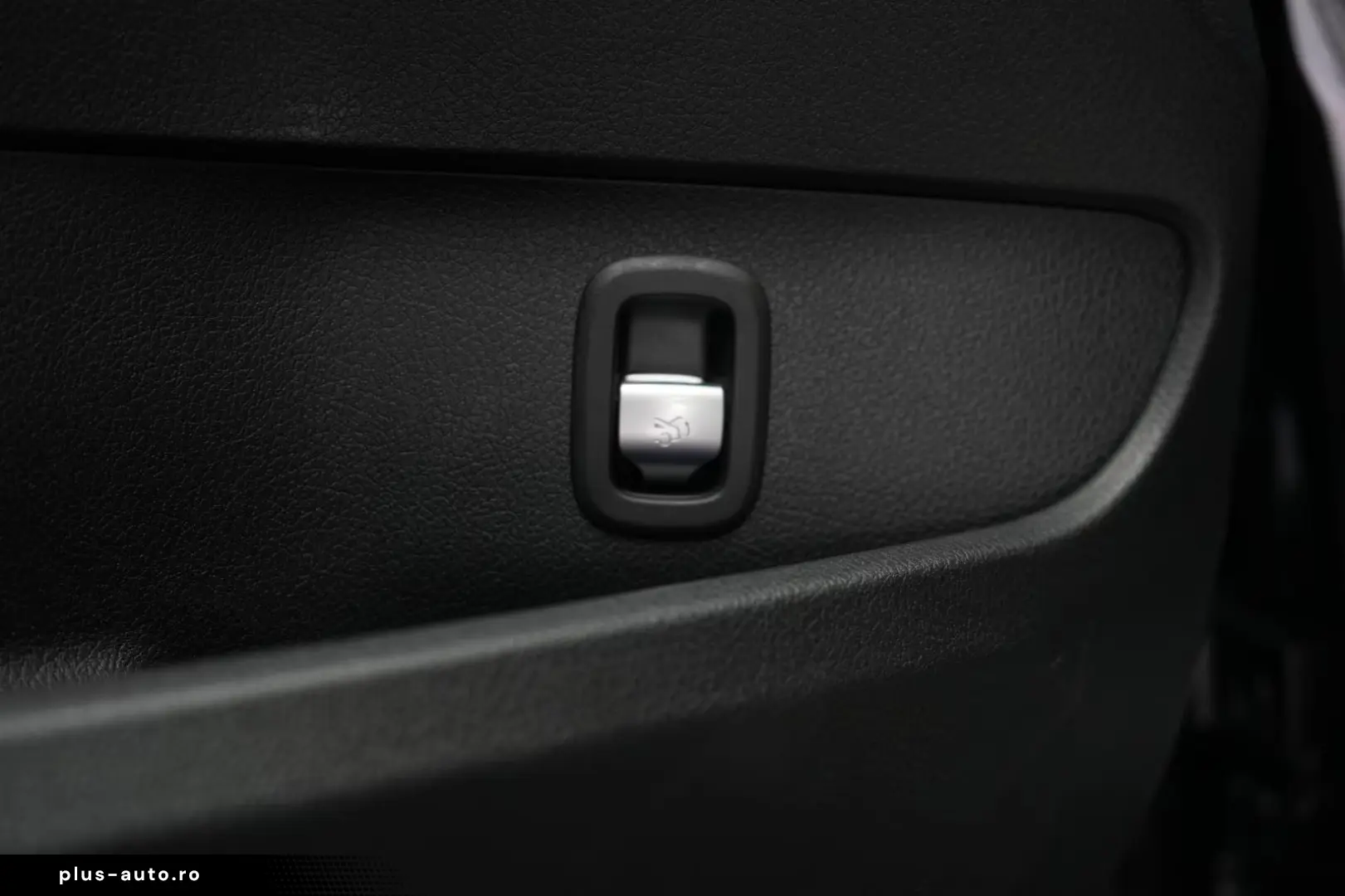 Mercedes-Benz C 220 d 9G-Tronic AMG Leder Distronic