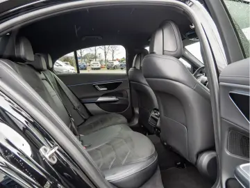 MERCEDES-BENZ E 200 AMG Sport Advanced AHK Distr. LE&hellip;