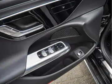 MERCEDES-BENZ E 200 AMG Sport Advanced AHK Distr. LE&hellip;