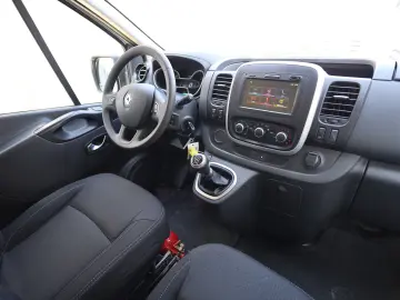 Renault Trafic L2H2 2.0D 145CP