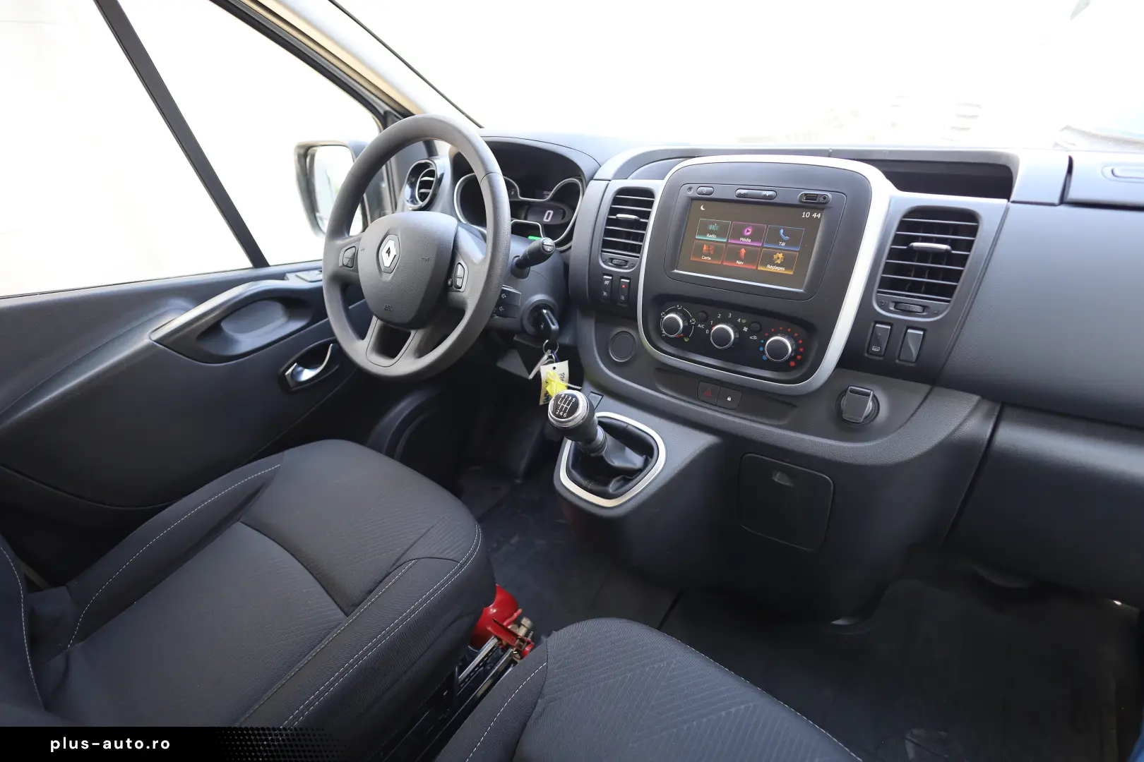 Renault Trafic L2H2 2.0D 145CP