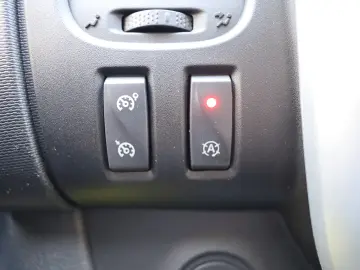 Renault Trafic L2H2 2.0D 145CP