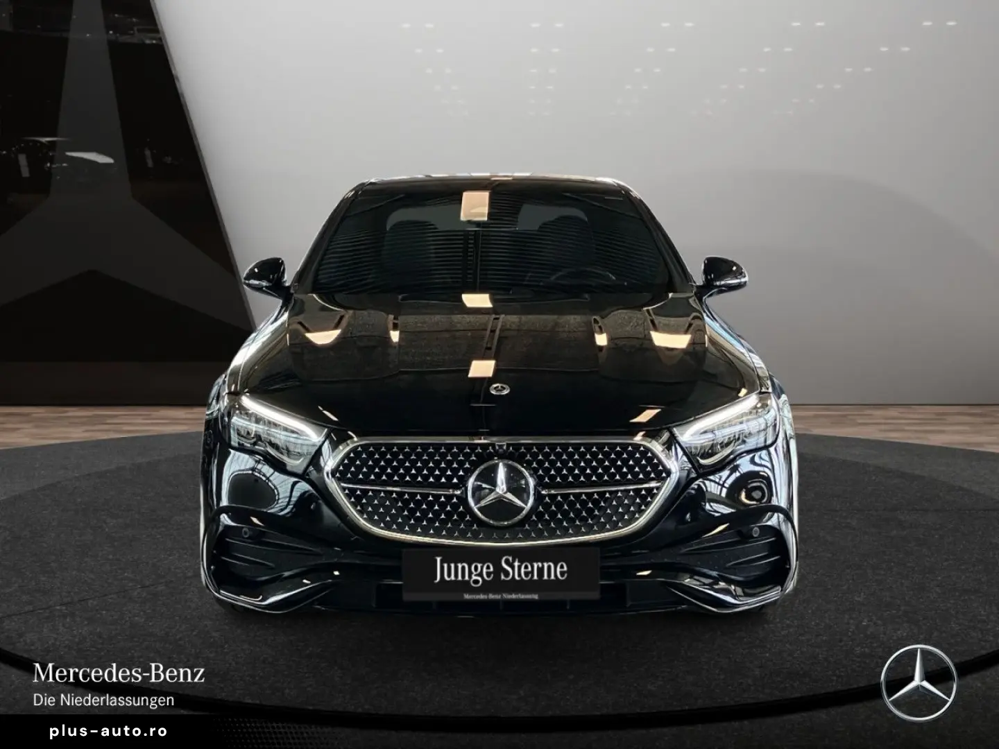 MERCEDES-BENZ E 300 e AMG Advanced Night Burmester4D KeylGo
