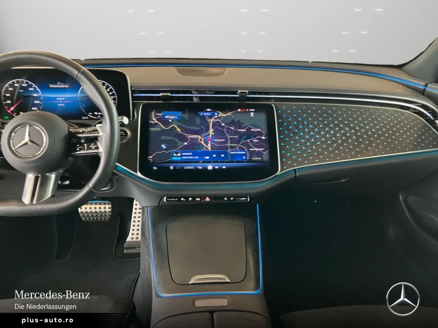 MERCEDES-BENZ E 300 e AMG Advanced Night Burmester4D KeylGo