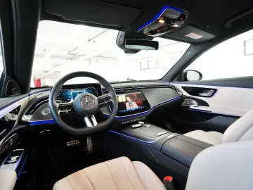 MERCEDES-BENZ E 200 ! AMG LINE & NIGHT PAKET   BURME&hellip;