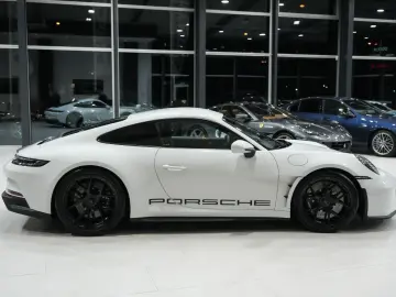 PORSCHE 992 S T MATRIX-LED CARBON BOSE CHRONO-PAKET 1.HD